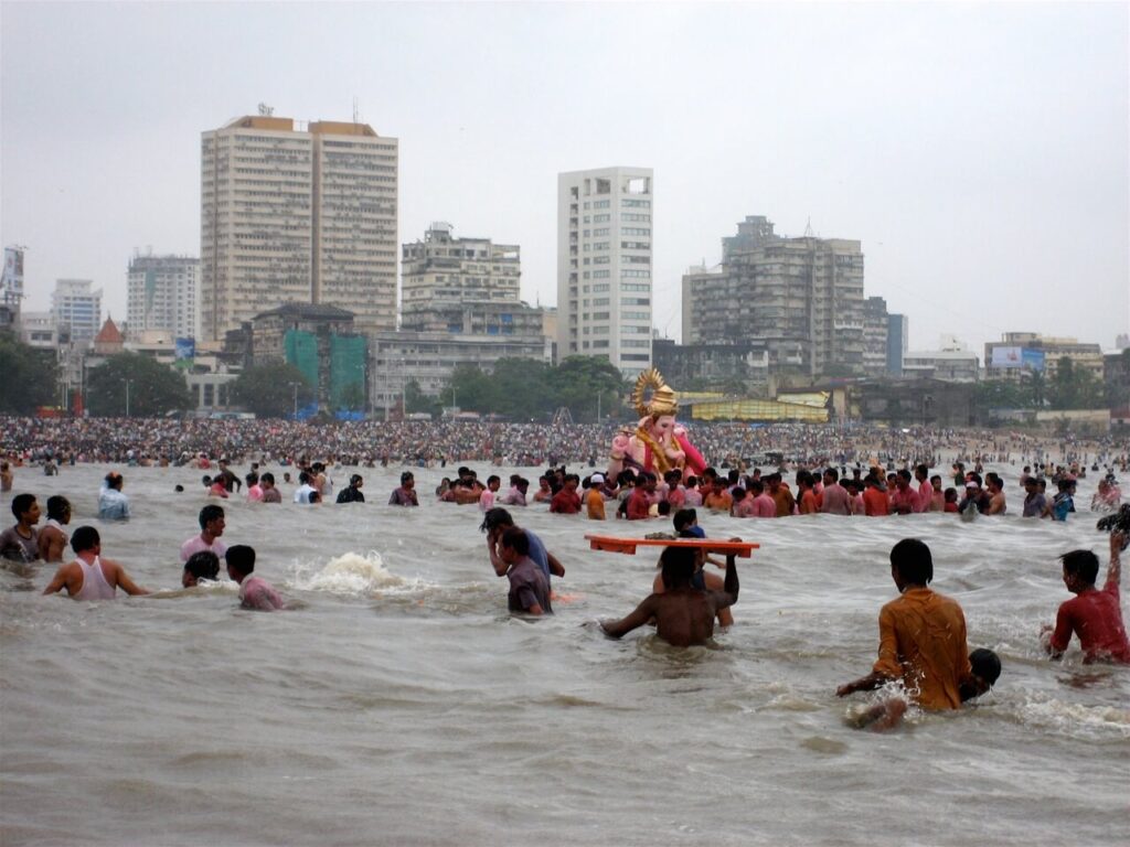 Girgaon Chowpatty, Top Free Places to Visit in Mumbai